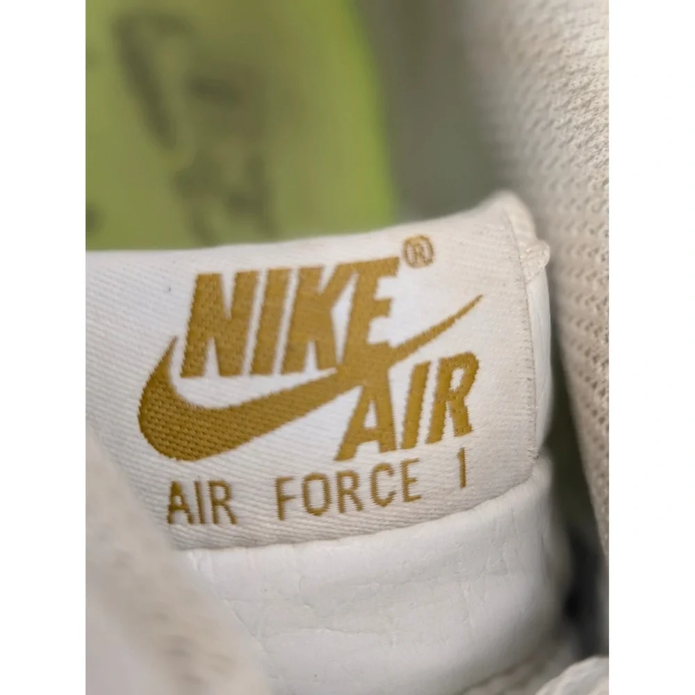 Nike Air Force 1 Low Womens White Gold Leather Sneakers DD8959-102 7.5